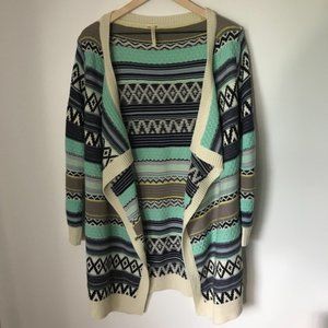 Llove Aztec print open front cardigan Boutique M/L